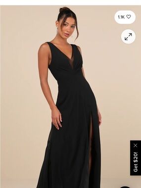 Lulu's Black V-Neck Maxi Dress with Front Slit